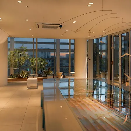 Uh Suite Seoul Insadong