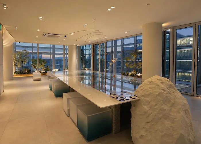 Uh Insadong Hotel 3*